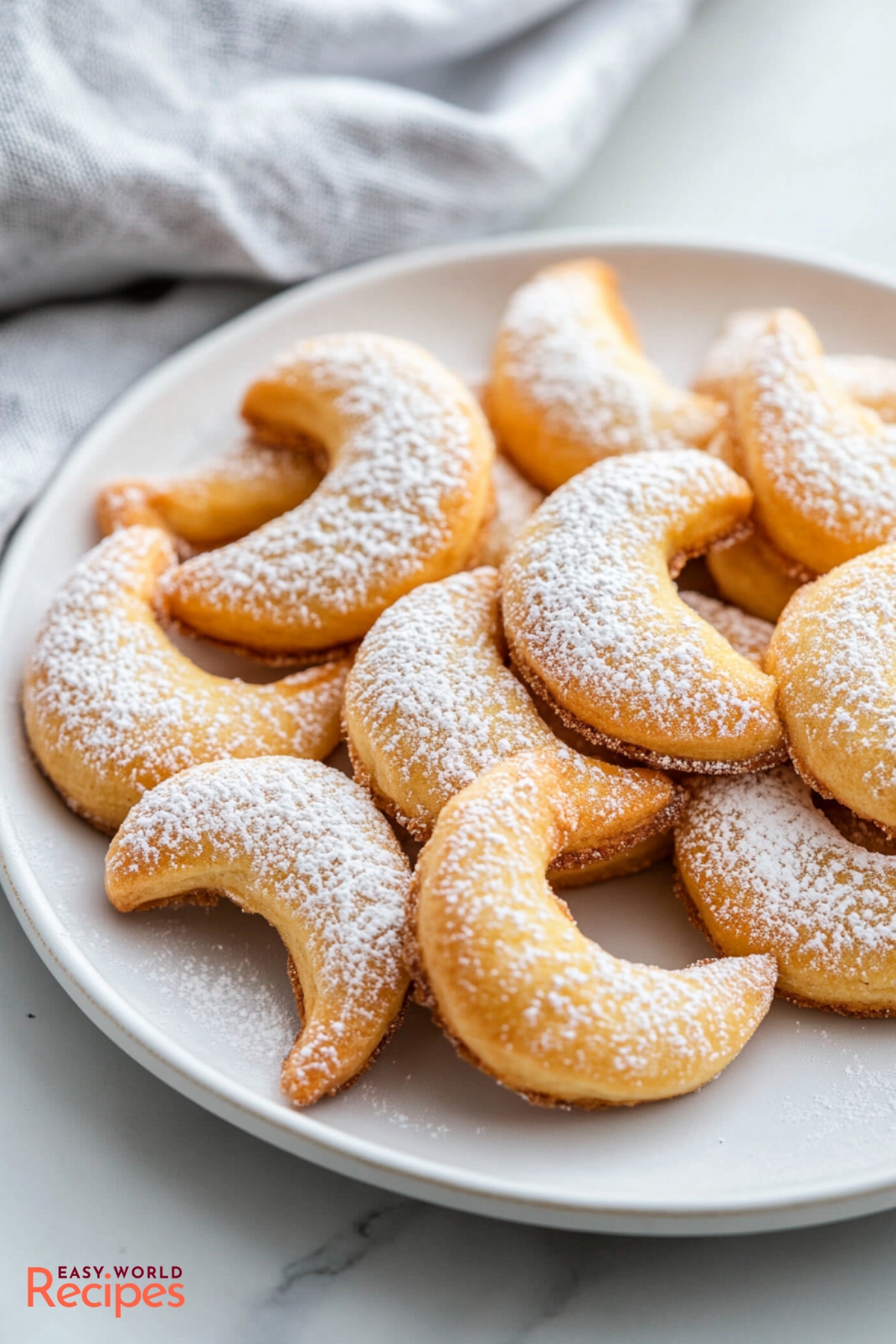 Vanillekipferl Recipe (German Vanilla Crescent Cookies)